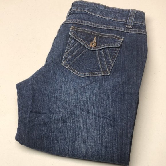 LIKE NEW VINTAGE STREETWEAR SOCIETY FLARE BOOT JEANS 11/31x32 ⭐️ - Picture 1 of 9